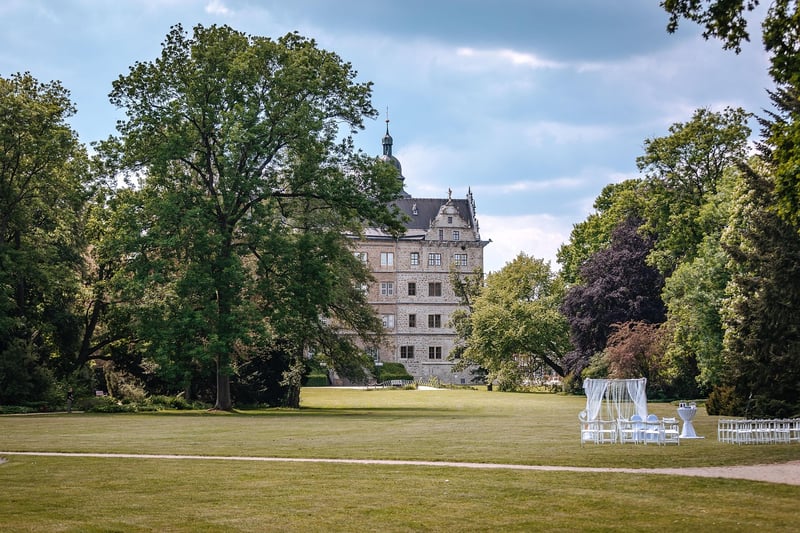 Oakwood Estate Wedding Venue